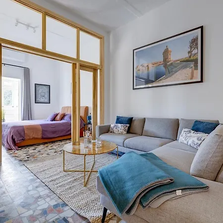 Contemporary Close To Valletta *