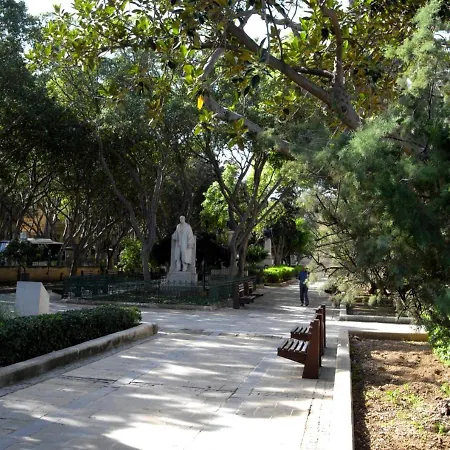 Lägenhet Contemporary Close To Valletta *