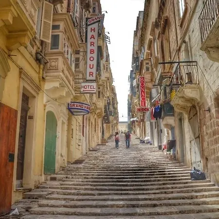 Contemporary Close To Valletta 公寓 弗洛里亚纳