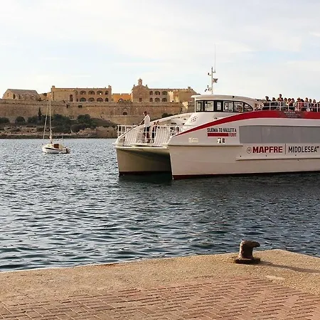 Lägenhet Contemporary Close To Valletta