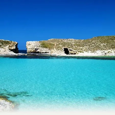 Contemporary Close To Valletta *
