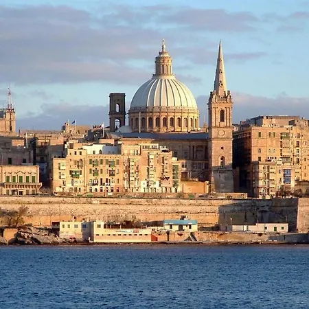 Contemporary Close To Valletta *